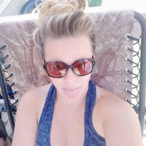 Meet your Posher, Jami